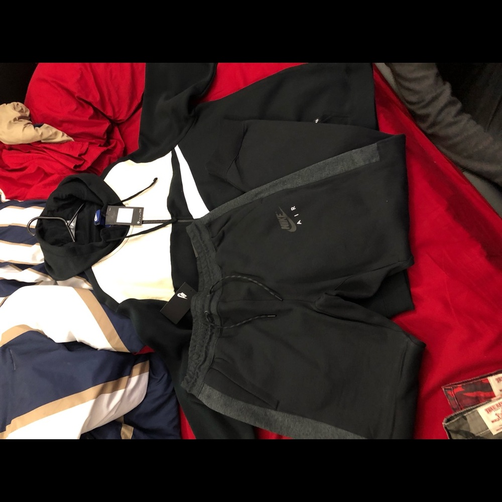 Mens Nike jogging suit